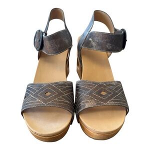 Dansko Women's Odele - Denim Metallic Leather size 41 / 10.5